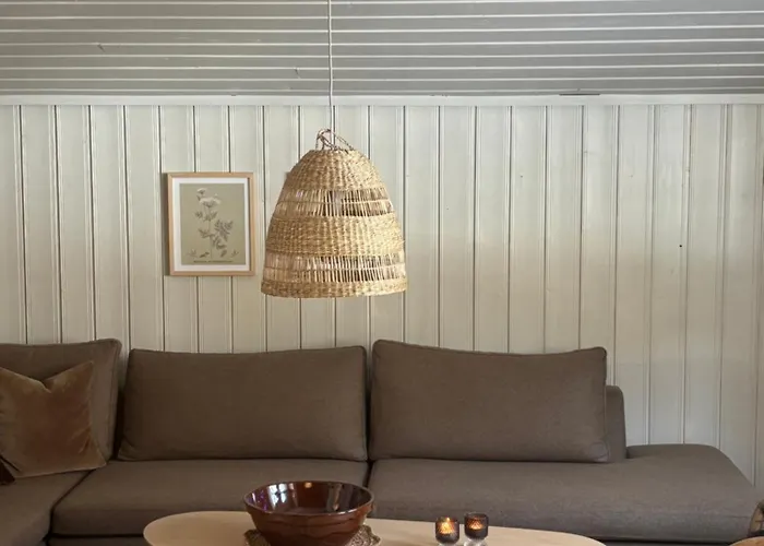 Pen Nær ål * Liagardane